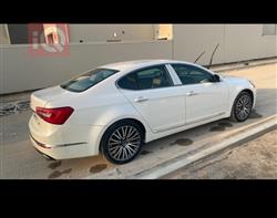 كيا كادينزا